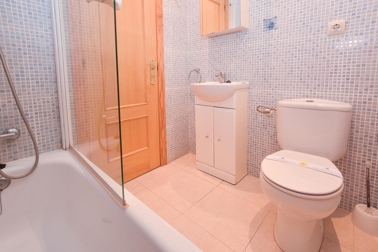 Apartamentos Marblau Peredamar-Julio Y Agosto Solo Familias غانديا المظهر الخارجي الصورة